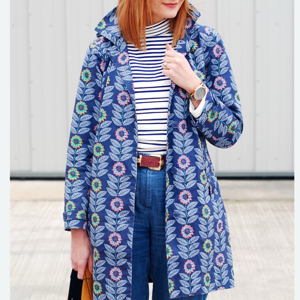 Seasalt Seaside Macintosh Floral Patterned Hooded Rain Coat - UK14/US10